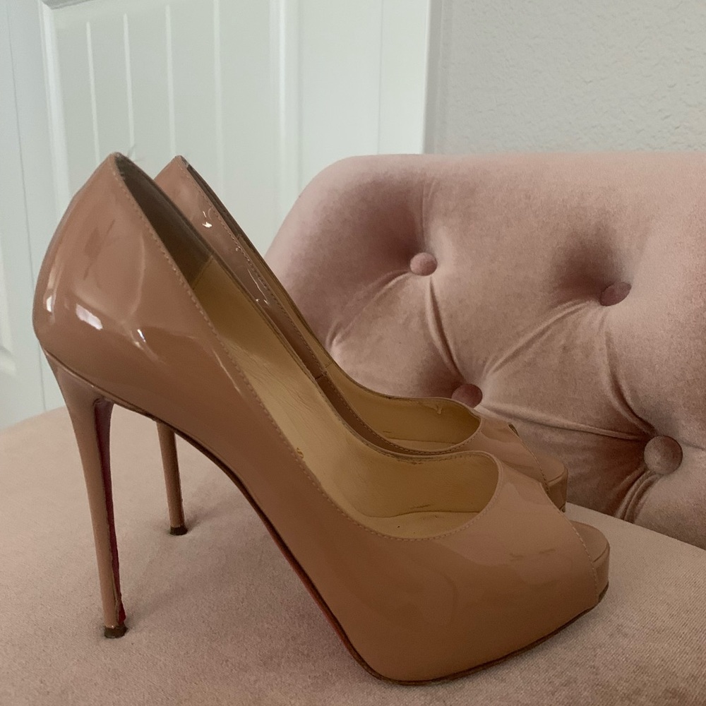Christian louboutin peeps